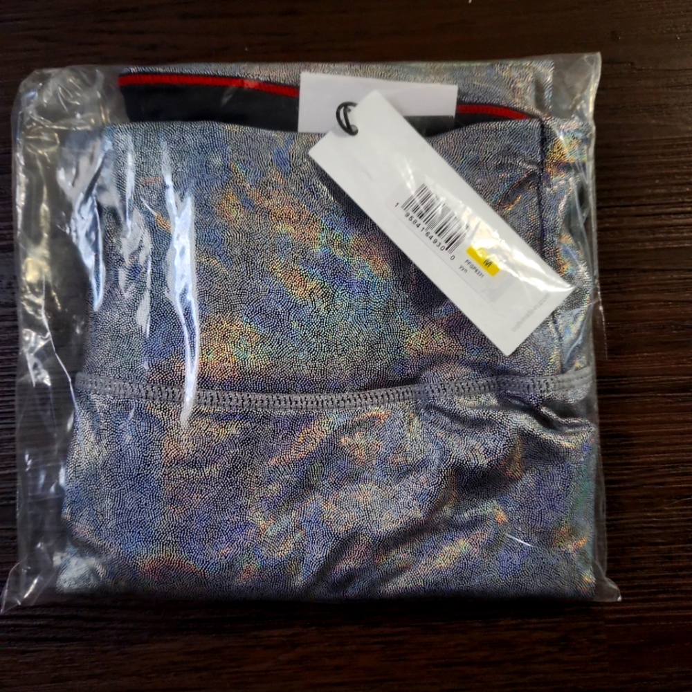 Calvin Klein Performance Women's Foil Print 7/8 Leggings M $60 retail. BRAND NEW